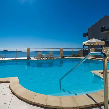 Marnic Blue Chill-one Bedroom B
